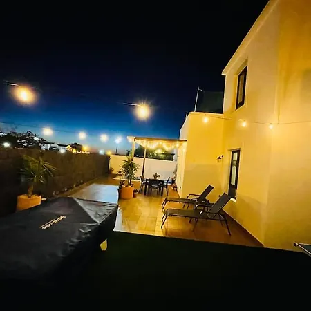 Private Luxury In Playa Blanca, Lanzarote Vila