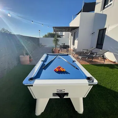 Private Luxury In Playa Blanca, Lanzarote Vila
